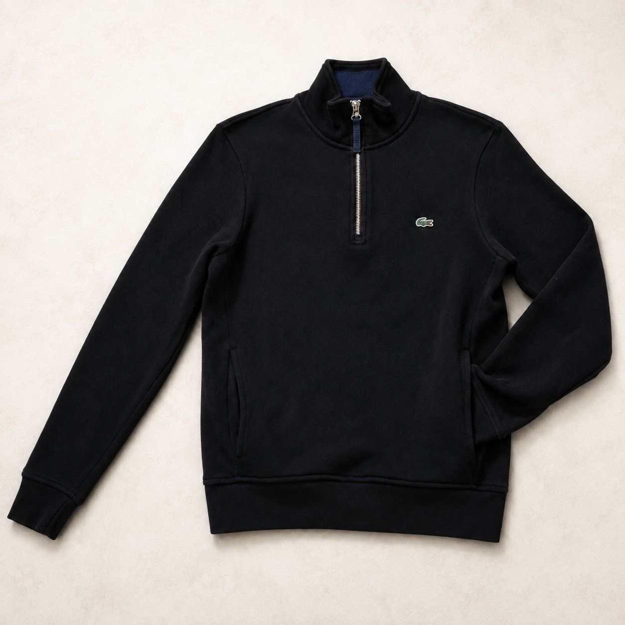 Lacoste Maglioni & Felpe: Lacoste Half Zip Noir Taille S – Usato da Le Locle venduto da QUALI-PRIX