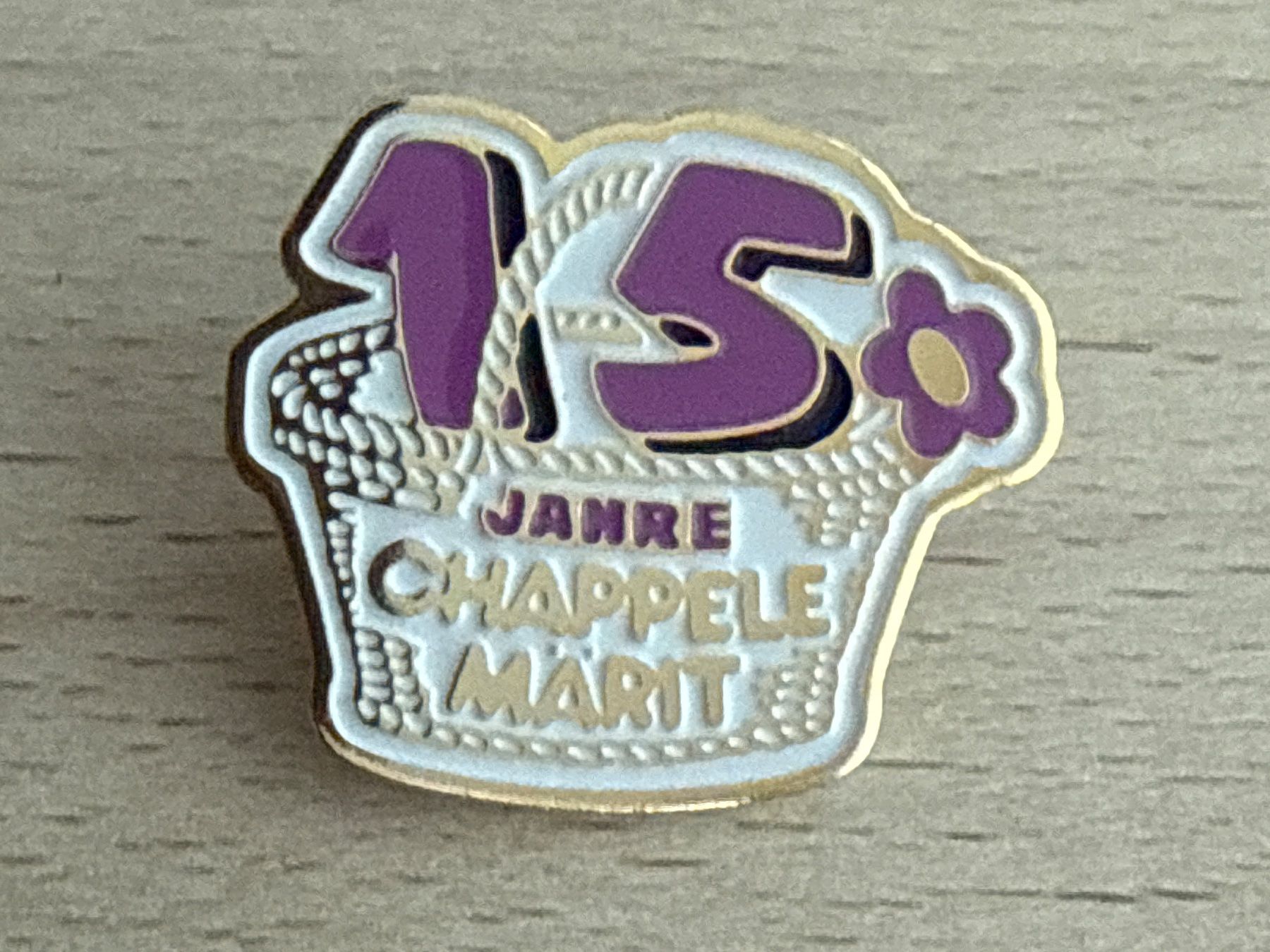 Placchette & Badge: Pin 15 Jahre Chappele Marit – Usato da Glattbrugg venduto da Schweigmatt