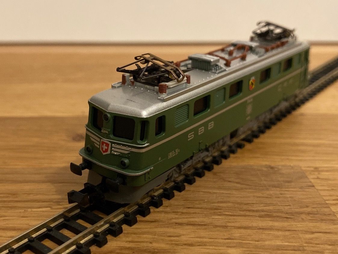 Trix Modellini di ferrovie: Minitrix SBB Ae 6/6 11414 Bern – Nuovo (secondo la descrizione) da Schlierbach venduto da Look8 2