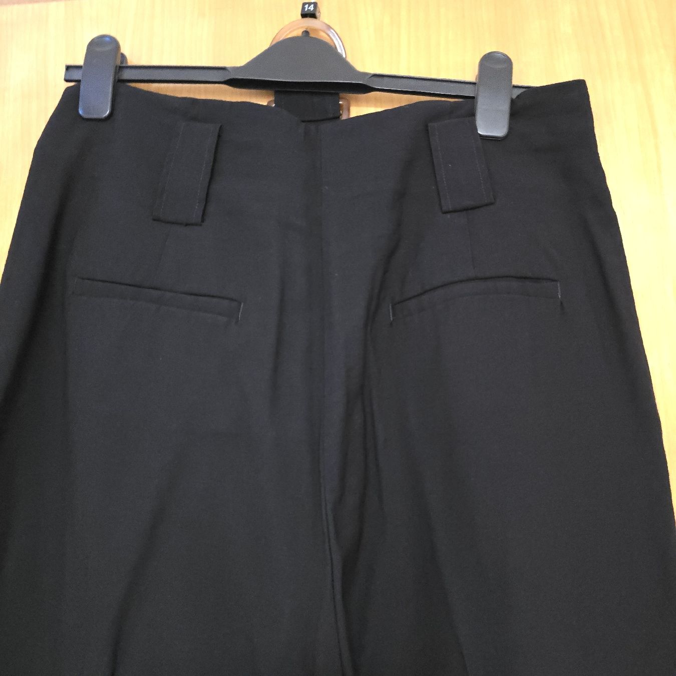Vero Moda Pantaloni: Neue; Schwarze Culottes Hose, Gr. 42 – Nuovo e nell'imballaggio originale da Zwingen venduto da Geip 3