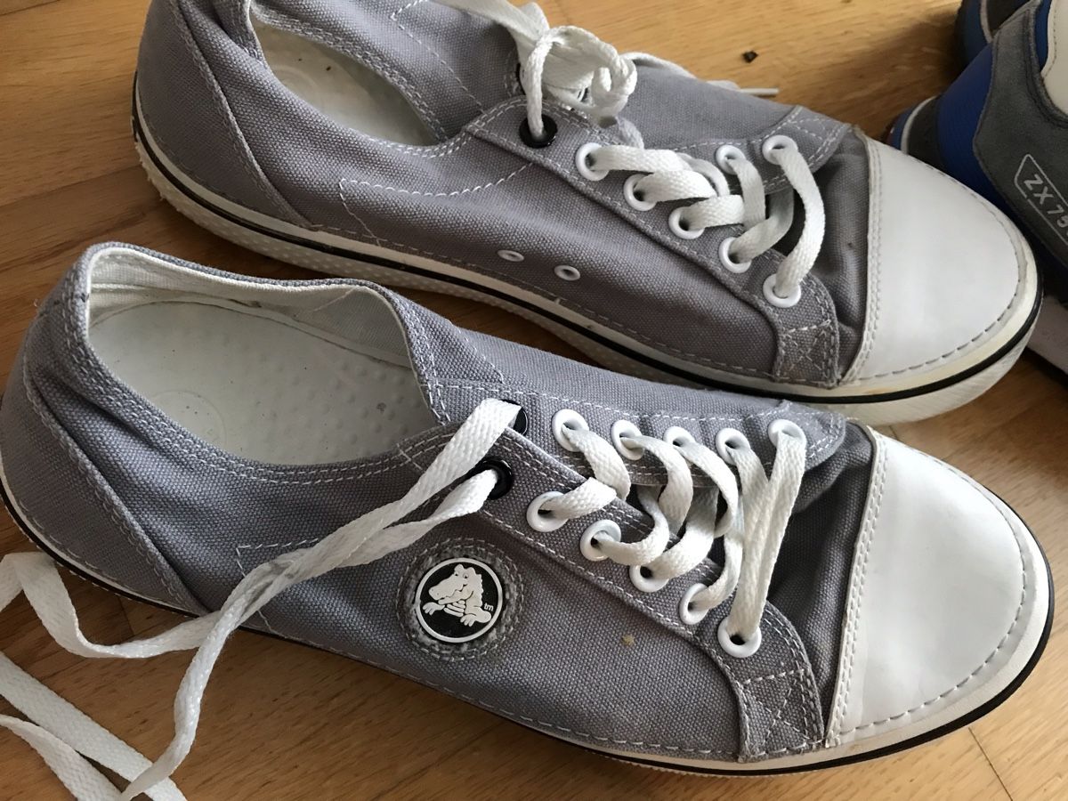Diesel Herrenschuhe: 3x Schuhe Diesel , Adidas, Crocs – Gebraucht aus St.Gallen von bubo2008 4