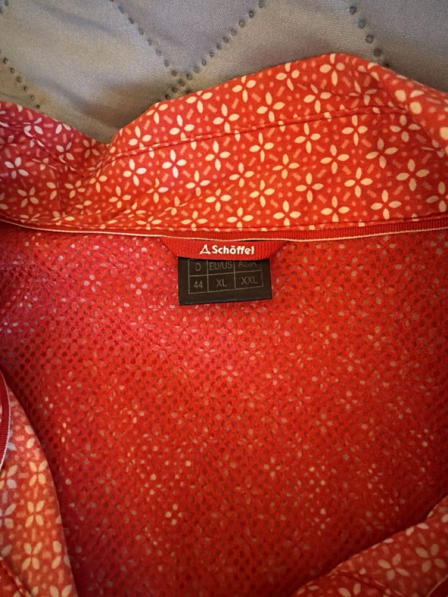 Schoeffel Camicette: Wanderbluse Schöffel 44 – Usato da Thierachern venduto da sfogliatelle 1