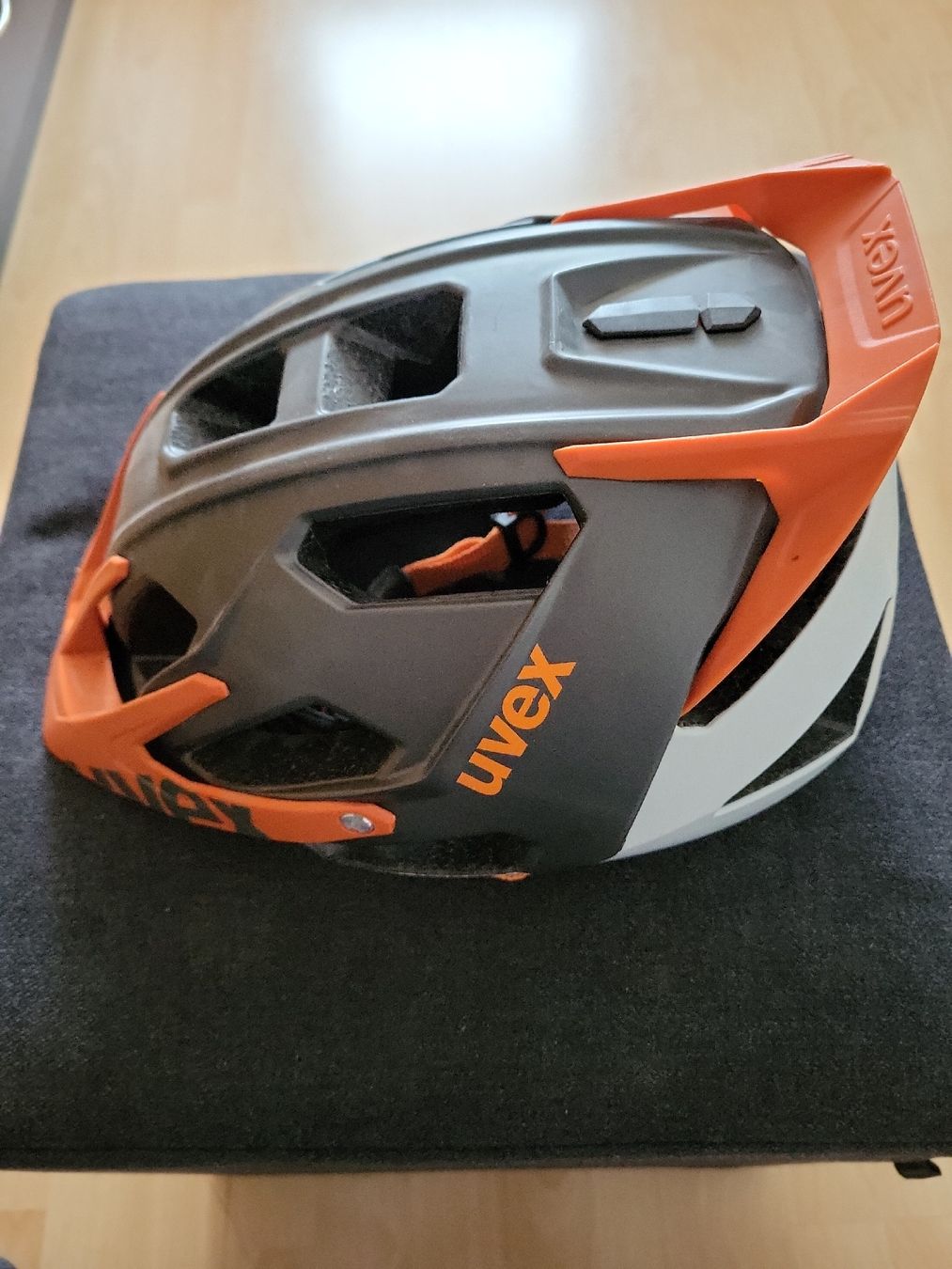 Uvex Caschi: MTB Helm in Orange/Schwarz, Grösse L – Usato da Goldach venduto da caypi7 1