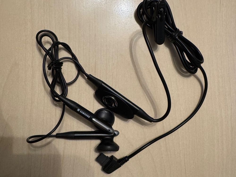 Samsung Kopfhörer: Samsung Kopfhörer Original – Gebraucht aus Neuhausen von Ematrix 4
