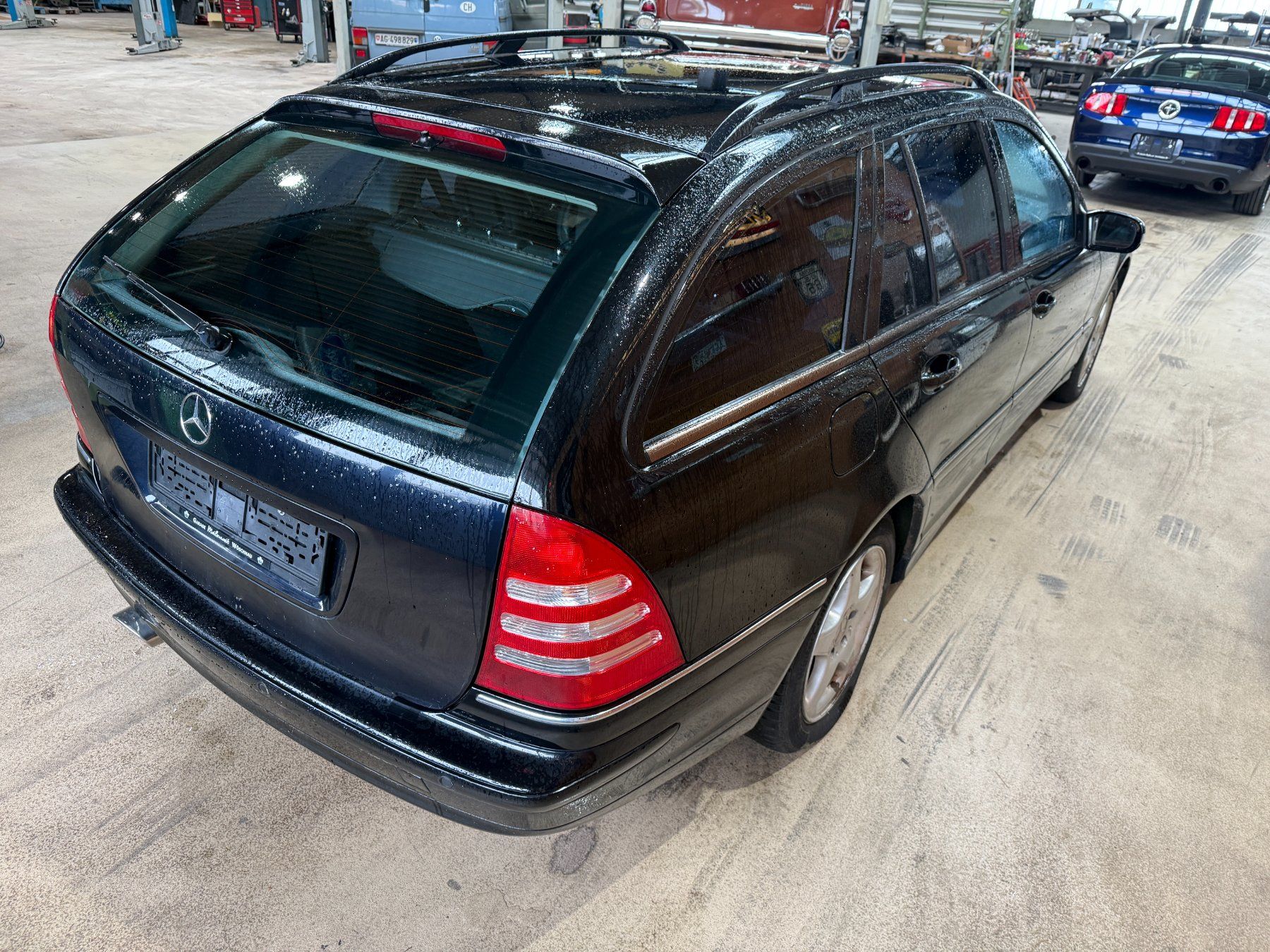 Mercedes-Benz Automobili: Mercedes C320 4 Matic – Usato da Gretzenbach venduto da GarageMeilenweit 6