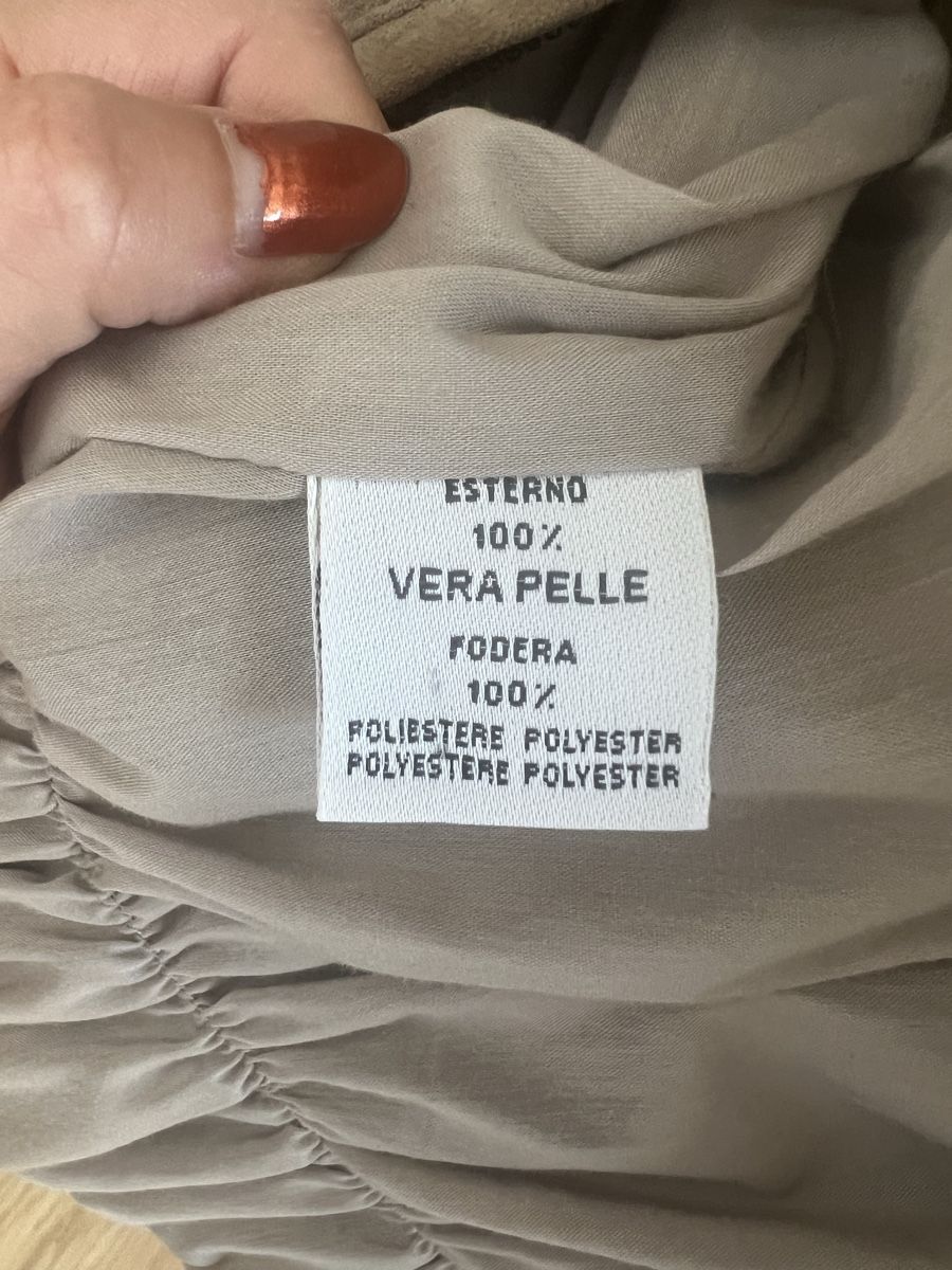 Jacken: Kurze Lederjacke mit kurzen Ärmeln. – Gebraucht aus Zürich von giulina8 3