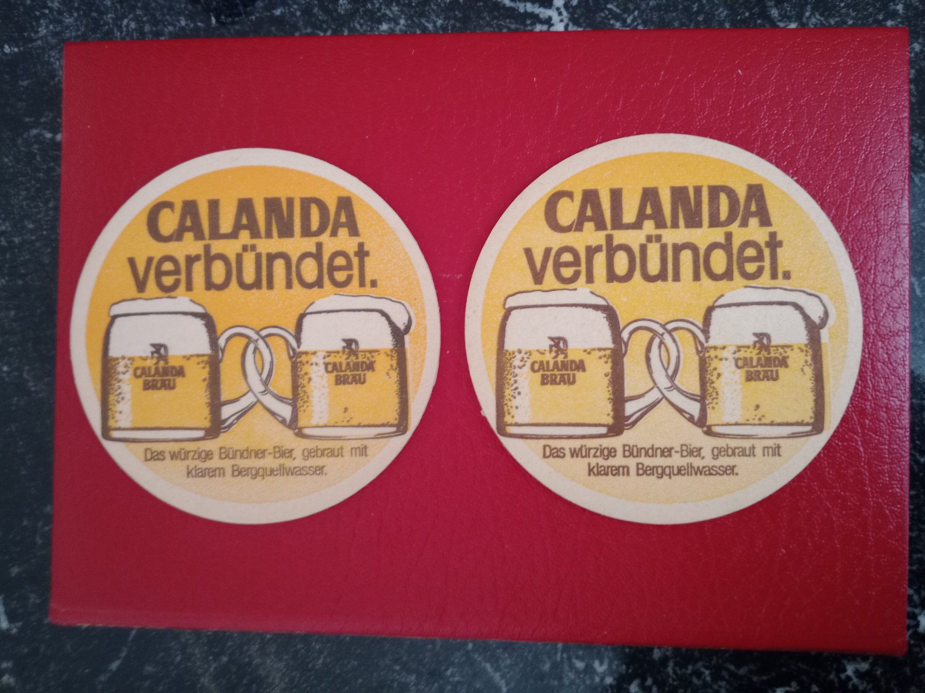 Calanda Sottobicchieri: 2 alte Bierdeckel Calanda Bräu mit Spruch – Usato da Küttigen venduto da Melisch1000 1