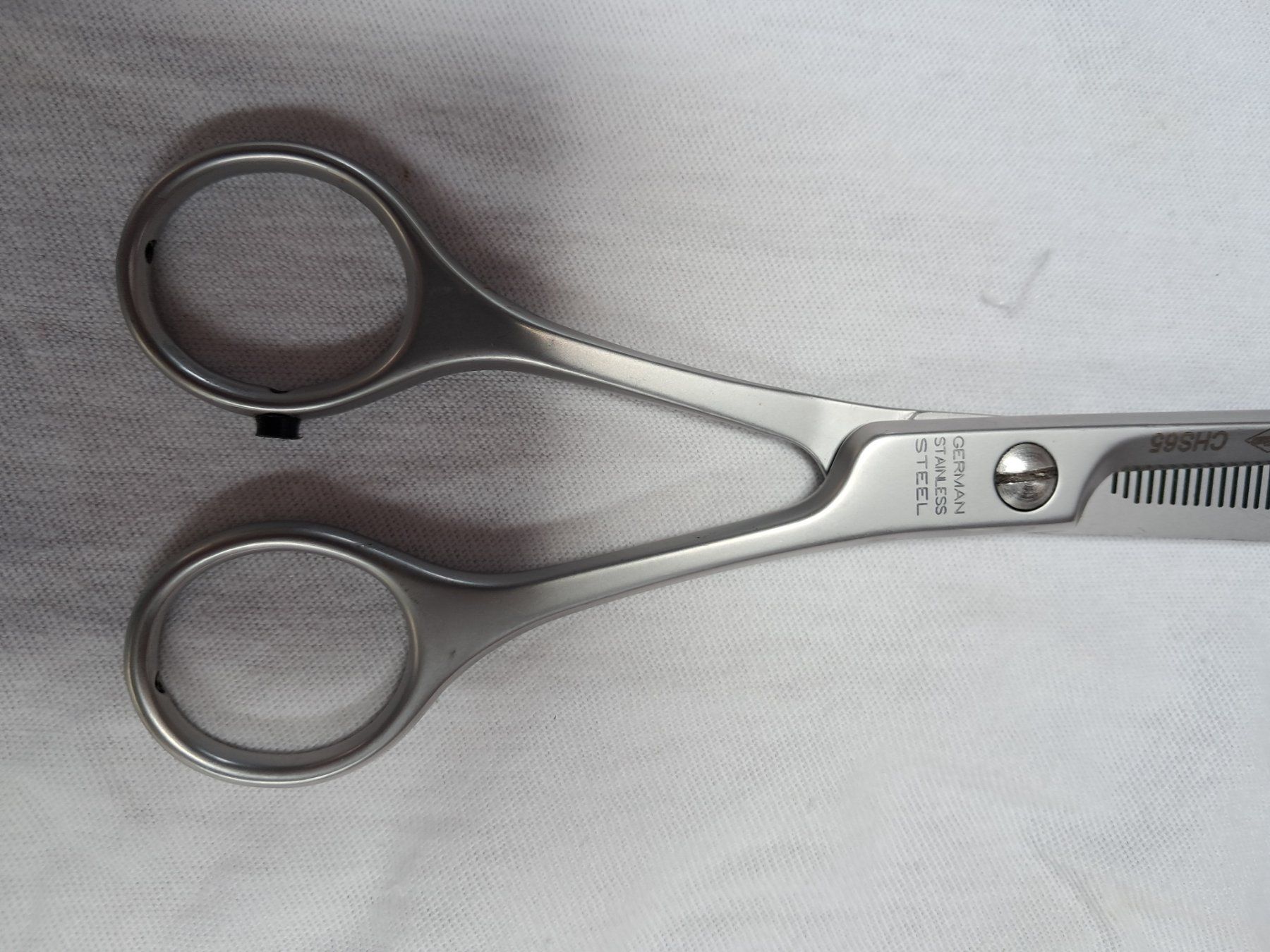 Coupe: Ciseaux a effiler – D'occasion à moutier par Dupont50 4