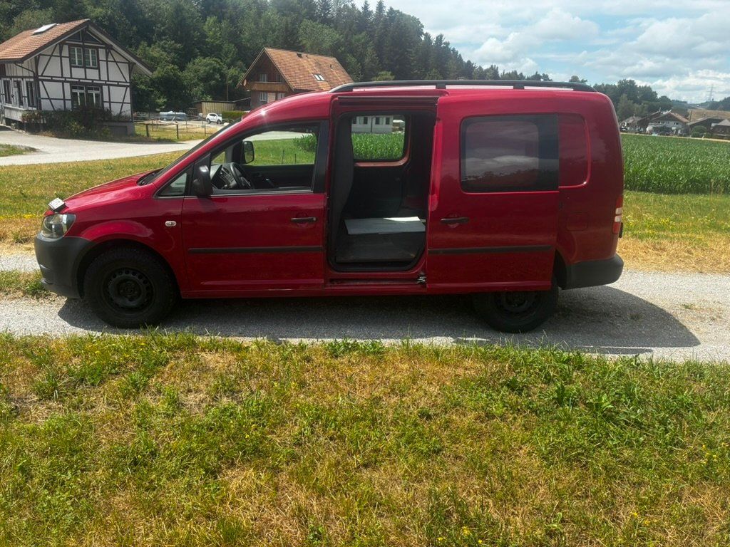 VW Nutzfahrzeuge: VW Caddy Maxi 2.0D 4Motion – Gebraucht aus Zollbrück von storm72 1
