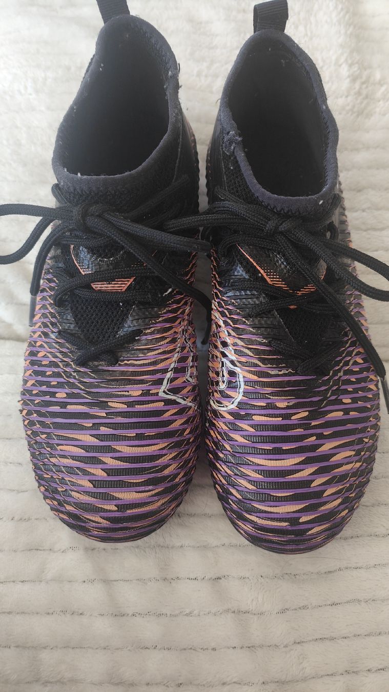 Puma Scarpe per ragazzi: chaussure de foot Puma Pointure 36 – Usato da Troistorrents venduto da Suishy