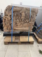 Riesige Tempelplatte aus Stein mit Halterung 500kg!