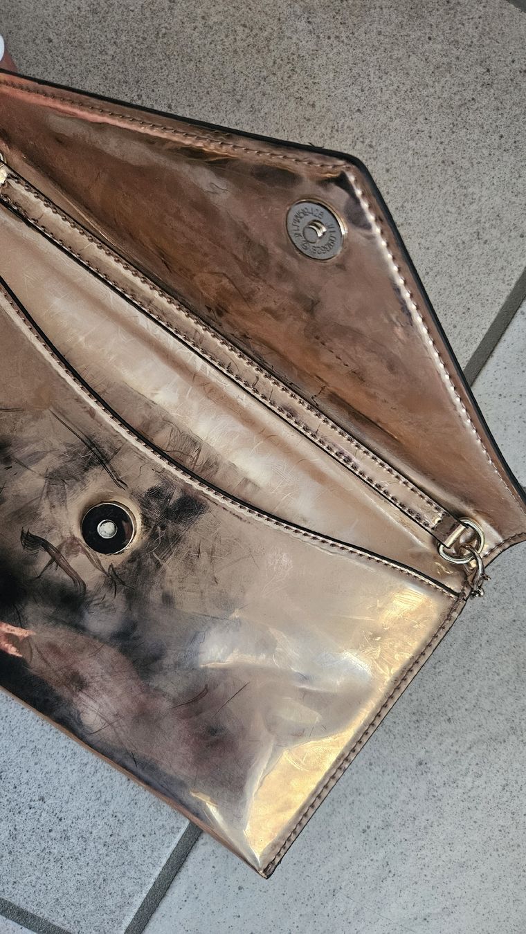 Guess Borse da donna: Guess Handtasche in rose chrom  – Usato da Lippoldswilen venduto da topmodel62 3