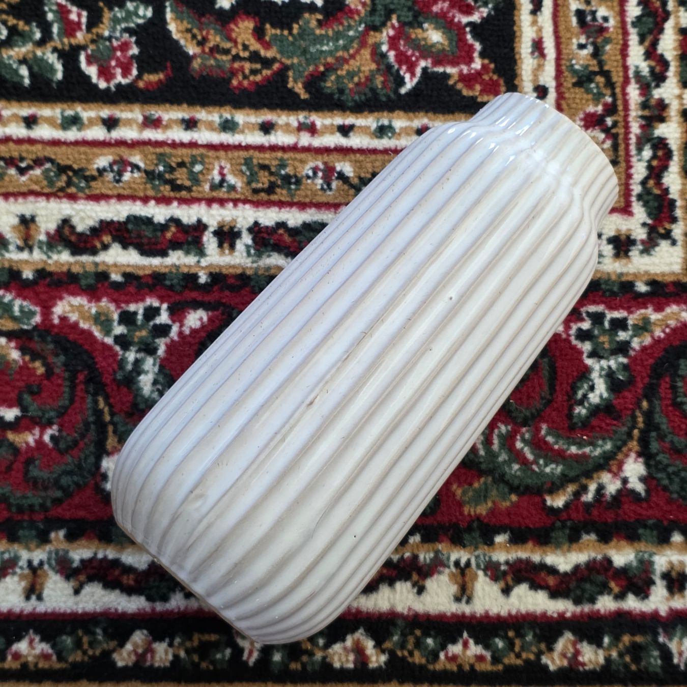 Vase & Récipients: Keramikvase weiss gerippt – Neuf (Voir description) à Rheinsulz par Dred 2