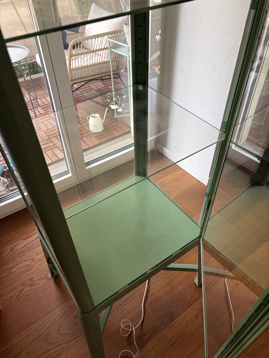 Ikea Vetrine: Vitrine – Usato da Luzern venduto da cel_hgx9 1