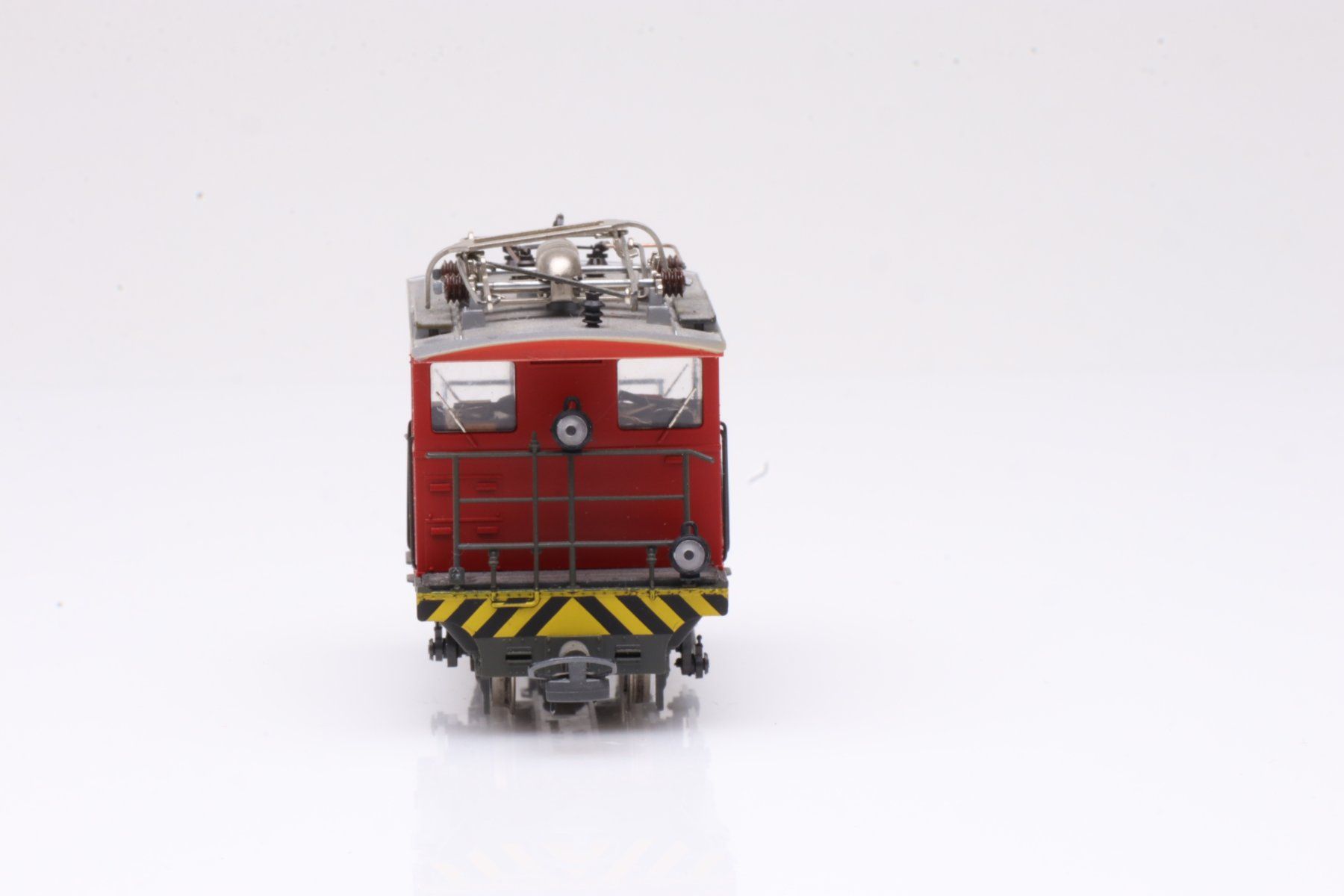 Bemo Modelleisenbahnen: Bemo 1271 FO Te 2/2 4926 Traktor DC, H0m – Gebraucht aus Ried (Muotathal) von Modellbahn.swiss 3