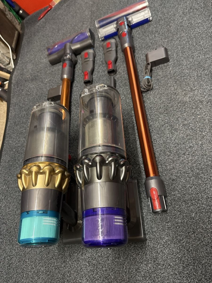 Dyson Aspirateurs & Accessoires: 2 x Dyson v11 absolut – D'occasion à Landquart par Nnf007 4