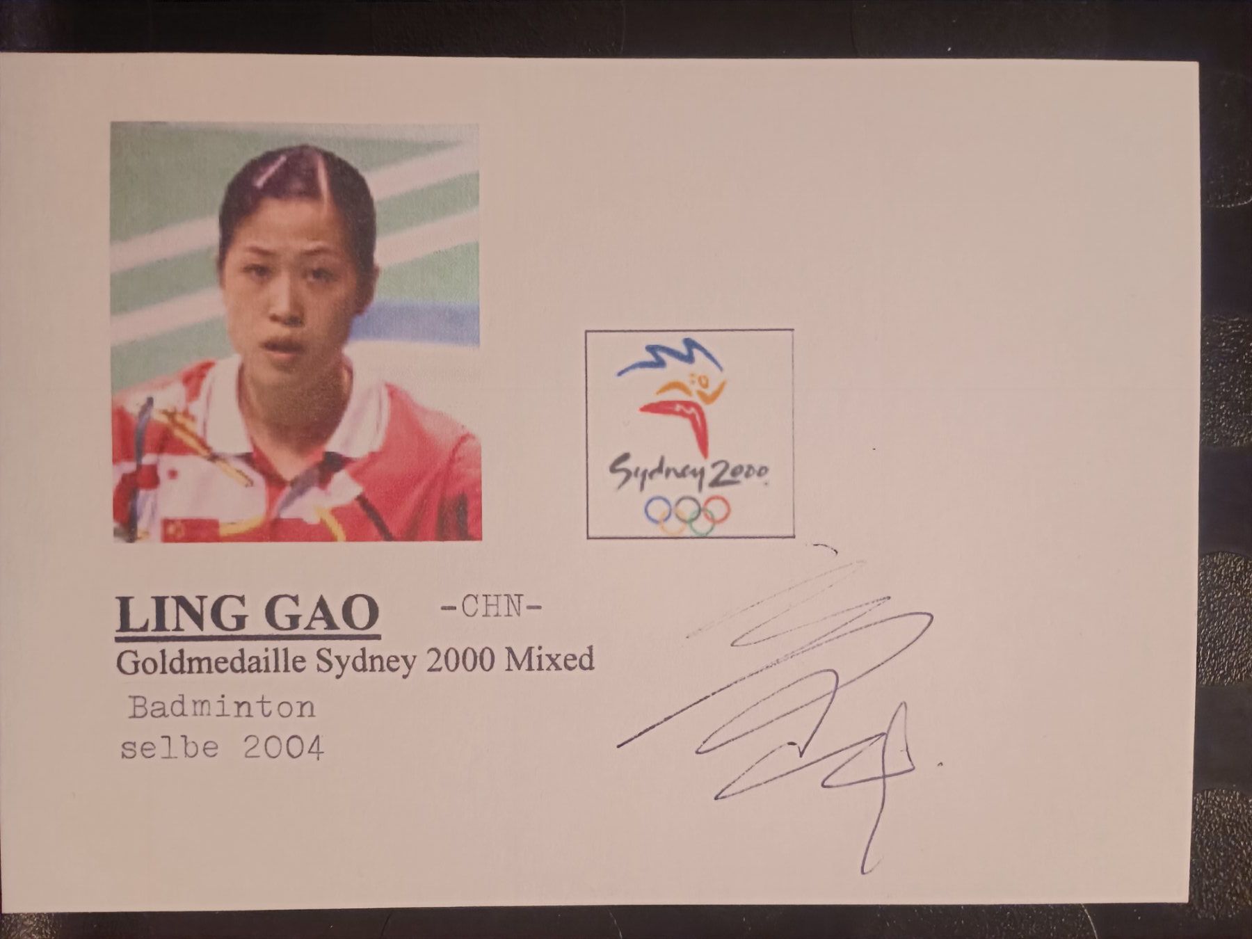 Autografi: Ling Gao - Badminton Olympiagold -  handsigniert – Usato da Menziken venduto da Artographs