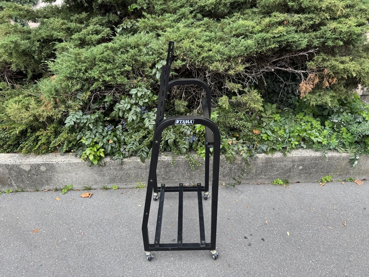Console di mixaggio: 19” Studio Rack with wheels and Tama Sticker – Usato da Bern venduto da A.W.S.R 3