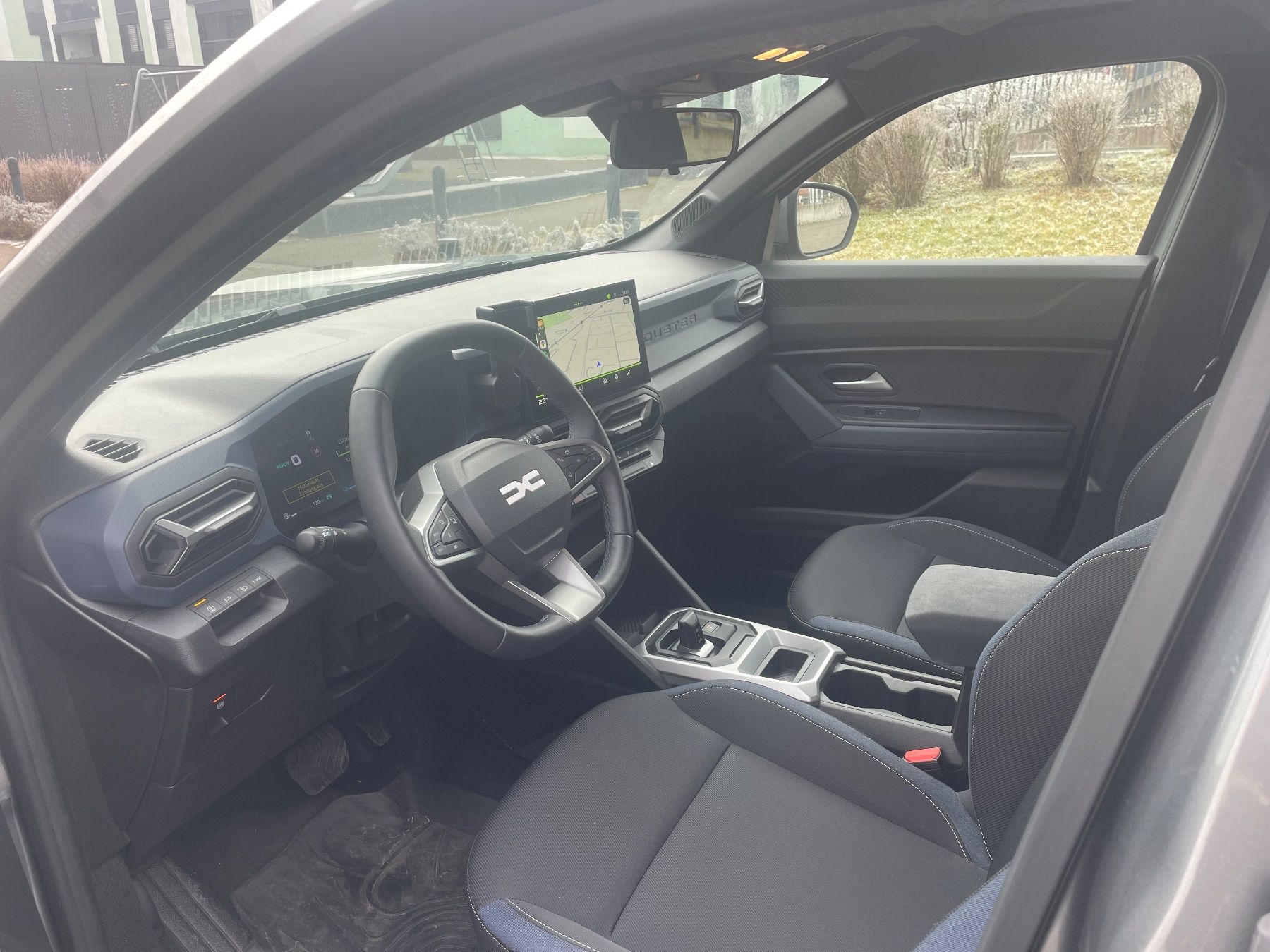 Dacia Automobili: Dacia Duster HEV 140 Journey – Usato da Bülach venduto da ble_26ph 3