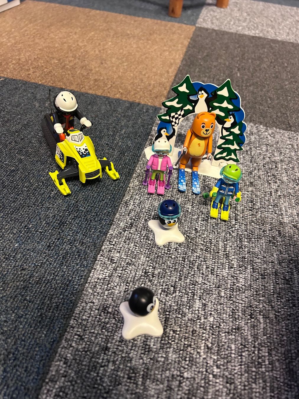 Playmobil Spielzeuge: Playmobil Skianfänger – Gebraucht aus Kreuzlingen von Faebuu