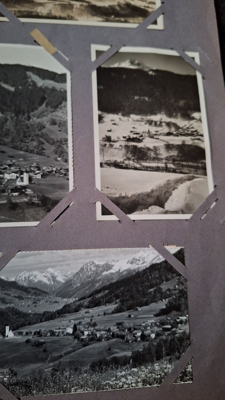 Alben: Altes Photoalbum – Gebraucht aus Bönigen von saft195619 5