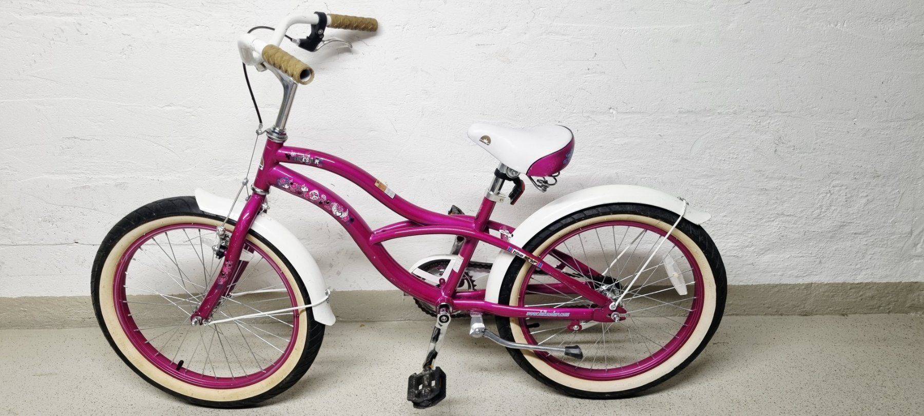 Biciclette: Mädchen Kinder Velo 20" Gratis Lieferung – Usato da Zürich venduto da emi_rp8k