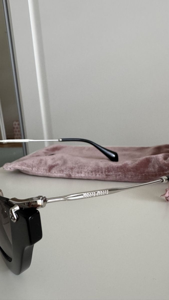Miu Miu Brillen & Gläser: Miu Miu sunglasses  – Gebraucht aus Genève von gvokiii 3