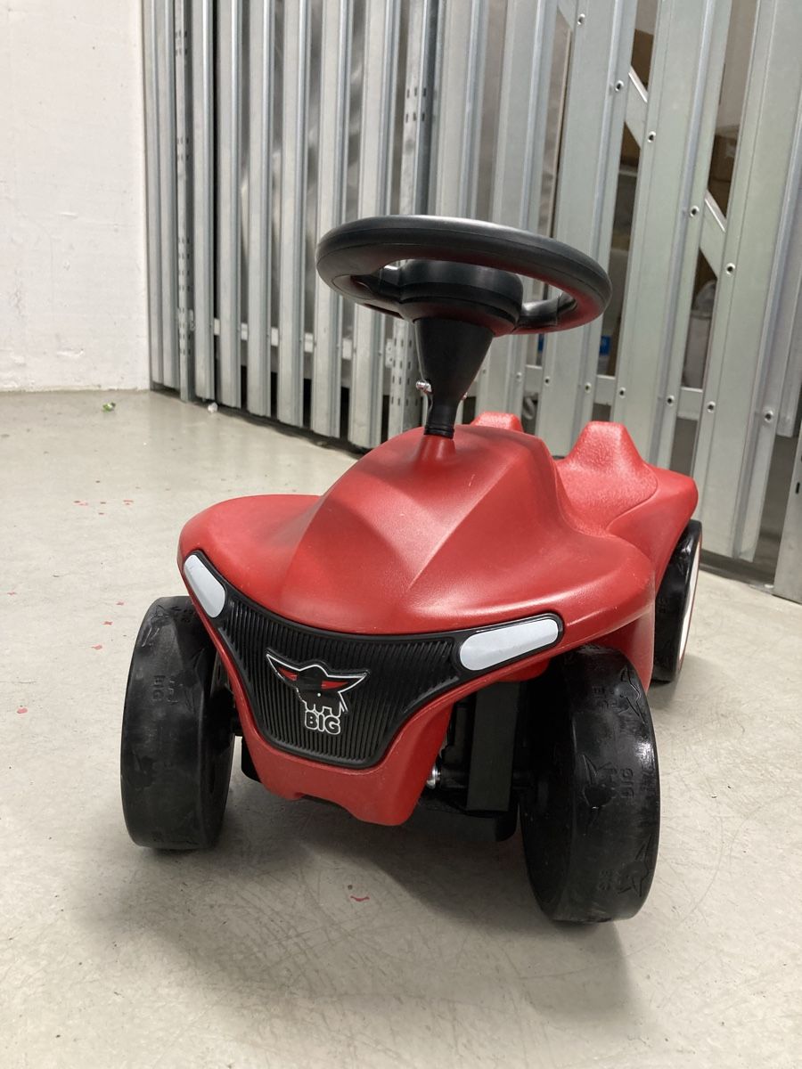 Big Veicoli per bambini: BIG Bobby Car rot mit Schubstange – Usato da Basel venduto da Lillybeth