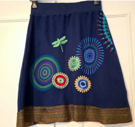 Jupe Desigual brodée multicolore bohème