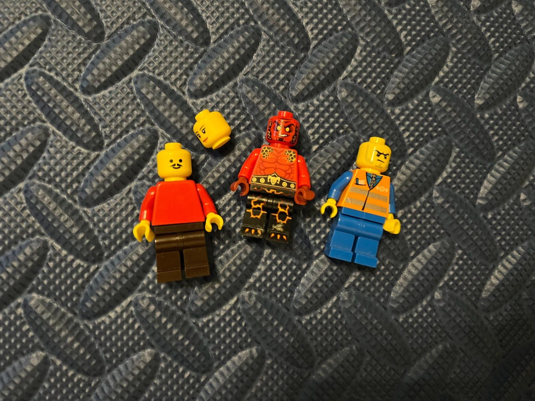 Lego Baukästen: Lego Figuren – Gebraucht aus Reinach BL von bermuda-dreieck