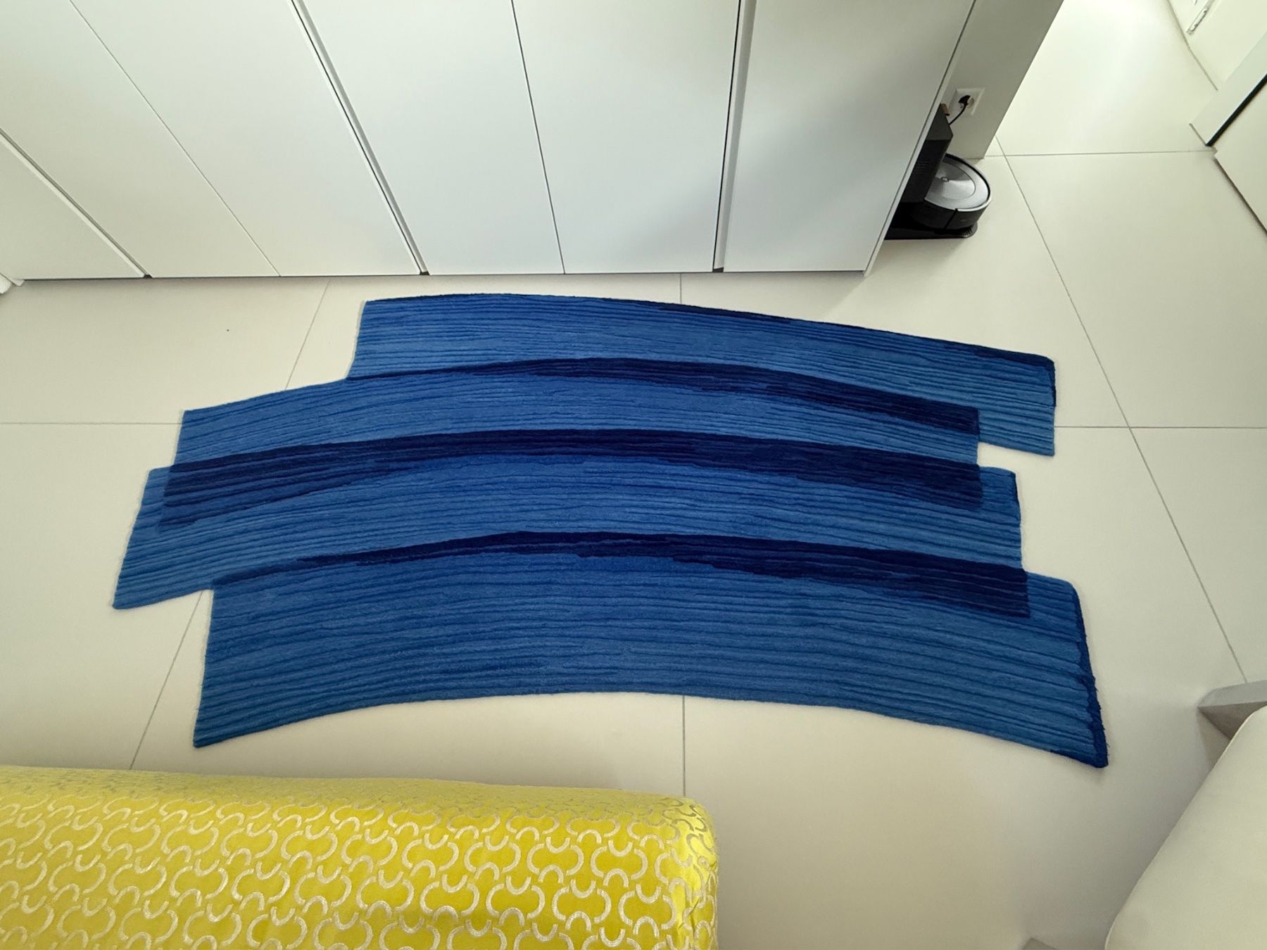 Teppiche: Design Teppich „Stroke“ von CC Tapis – Neu (gemäss Beschreibung) aus Wangen SZ von case690 5
