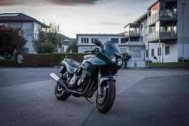 Motorrad Triumph Trident 900 Sprint 