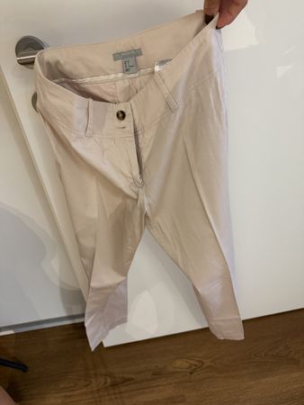 Schöne Damenhose von H&M in einem zarten Rosaton