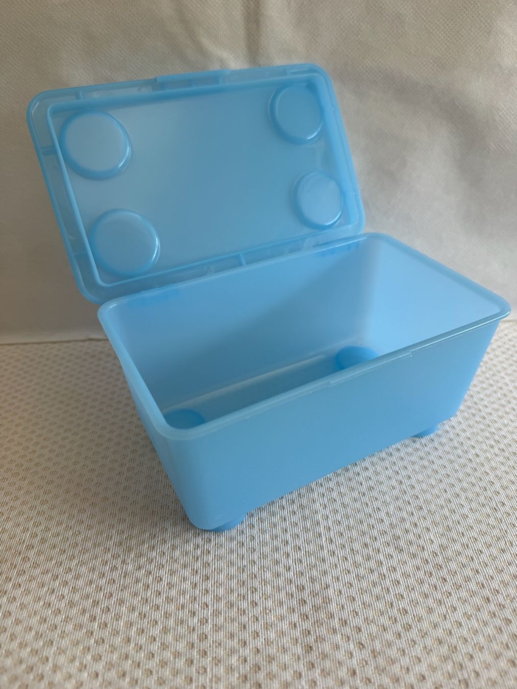 Ikea Portagioie: IKEA - Boîte en plastique – Usato da Sion venduto da accroshoes 2