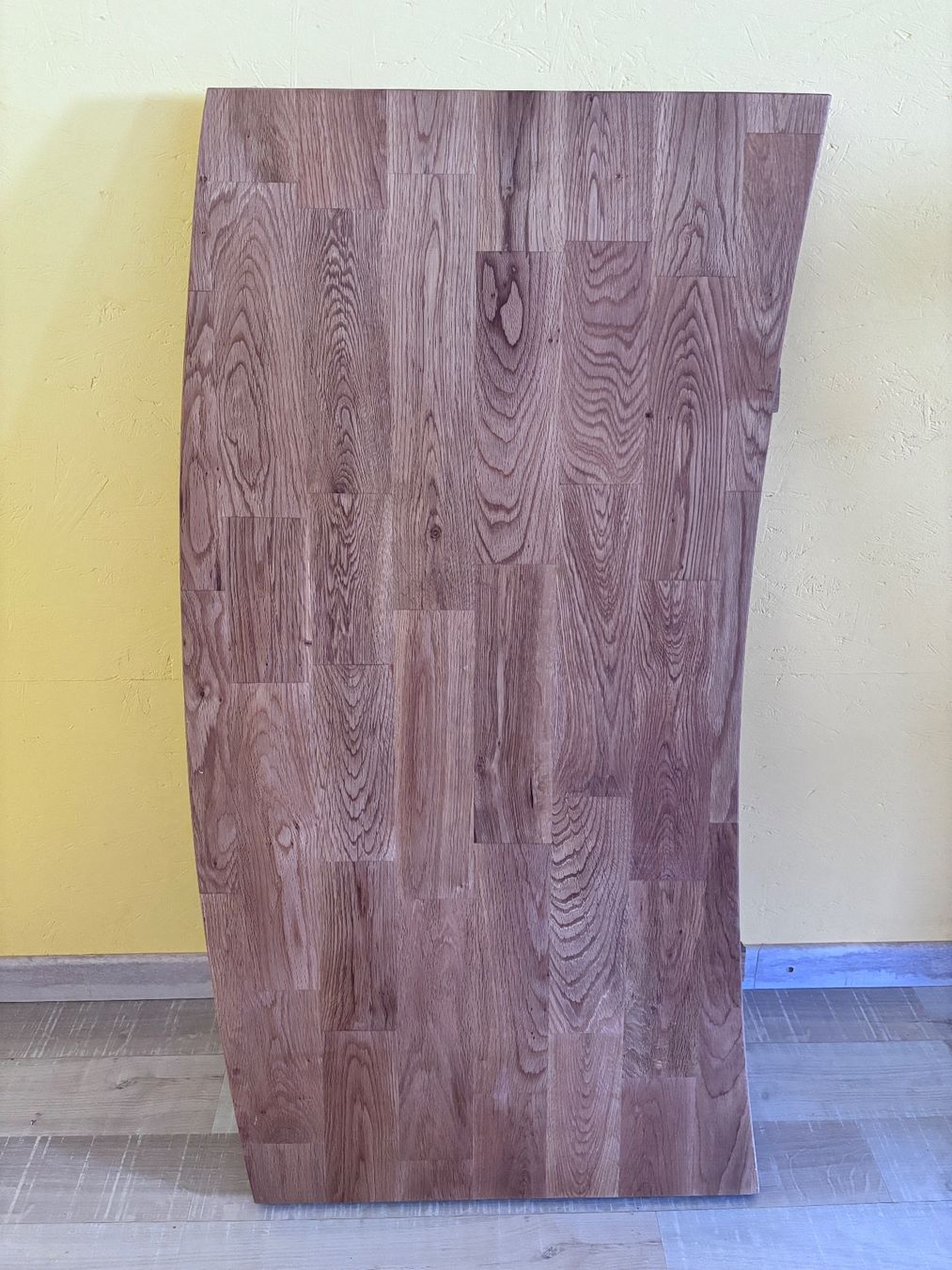 Jysk Tavoli: Massive Holz-Tisch – Usato da uster venduto da Torete 5