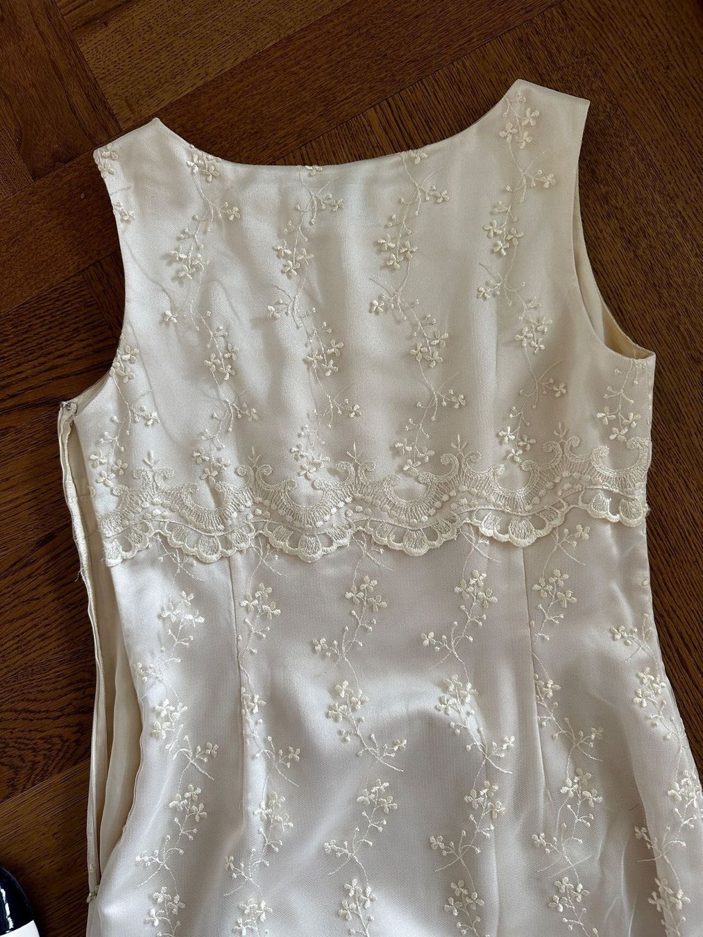 Kleider: Weisses Spitzenkleid – Gebraucht aus Zürich von Koska 5