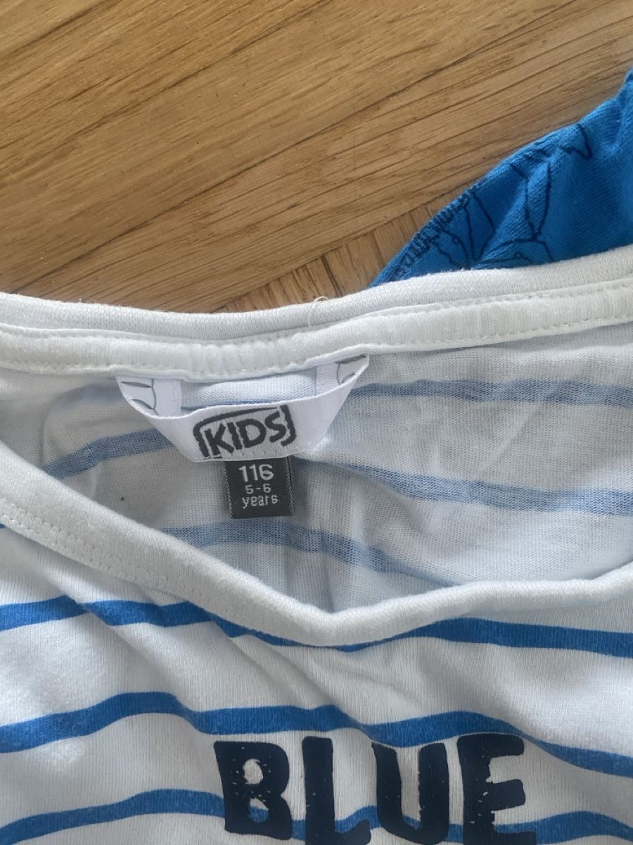 Camicie, T-shirt & Polo: 2 ärmellose Shirts – Usato da Effretikon venduto da freima79 1