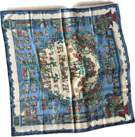 Foulard Hermès Astres et Soleils
