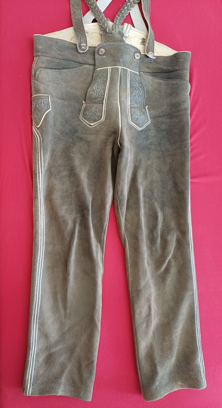 Hosen: Hirschlederhose – Gebraucht aus Ruggell von fl9491
