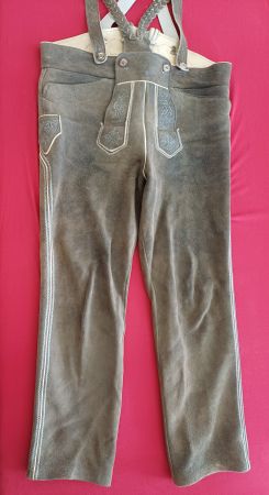 Lederhose aus Hirschleder