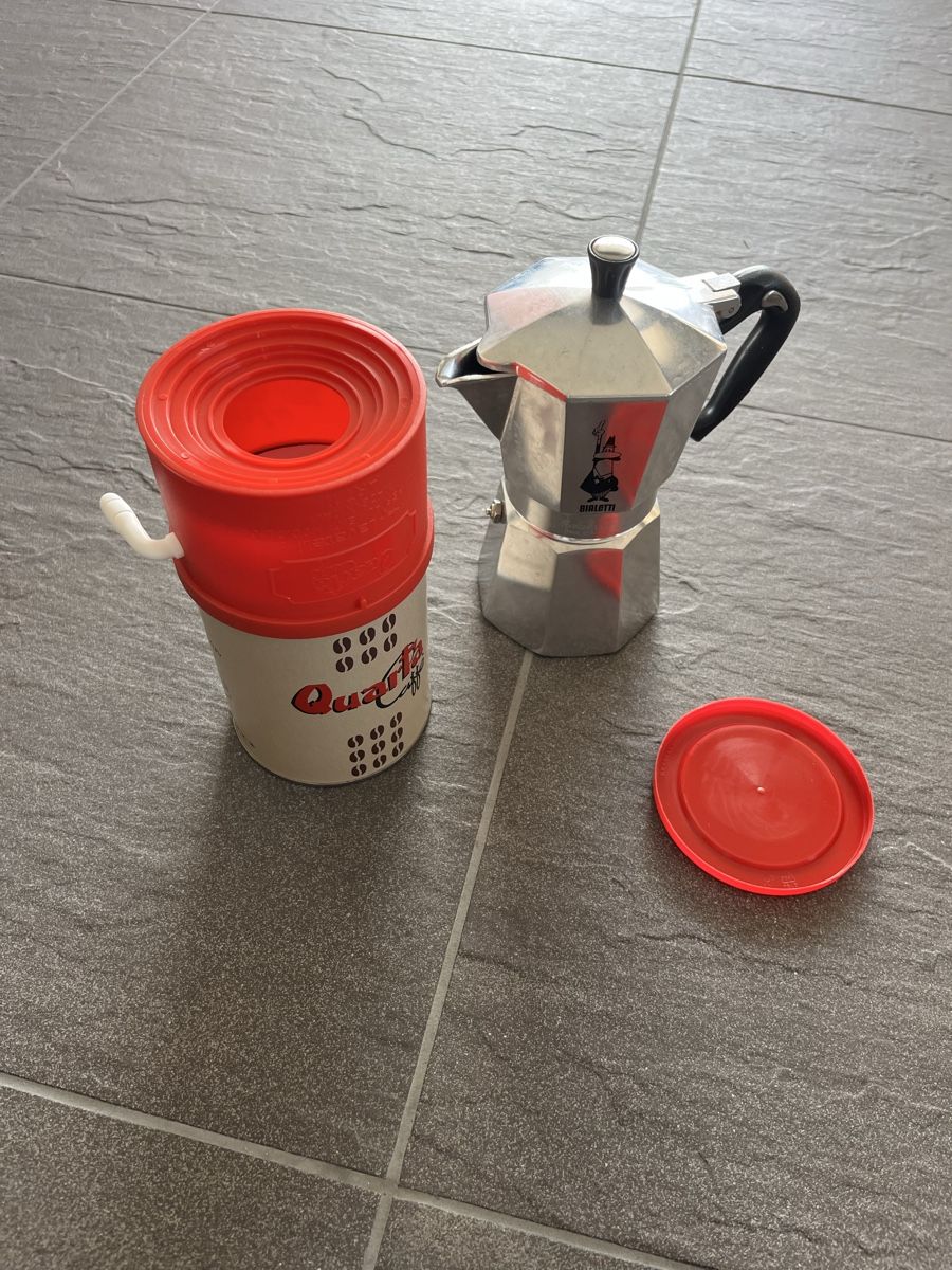 Elettrodomestici da cucina: CAFFEFÜLLBOX EINFACHER BEFÜLLEN NEU – Nuovo (secondo la descrizione) da Thun venduto da fioruccio