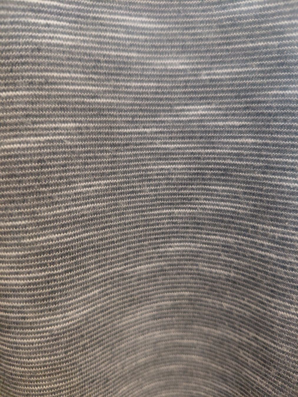 Tops: Haut gris chiné t. 40/42 – Gebraucht aus Montreux von san_5mgz 1