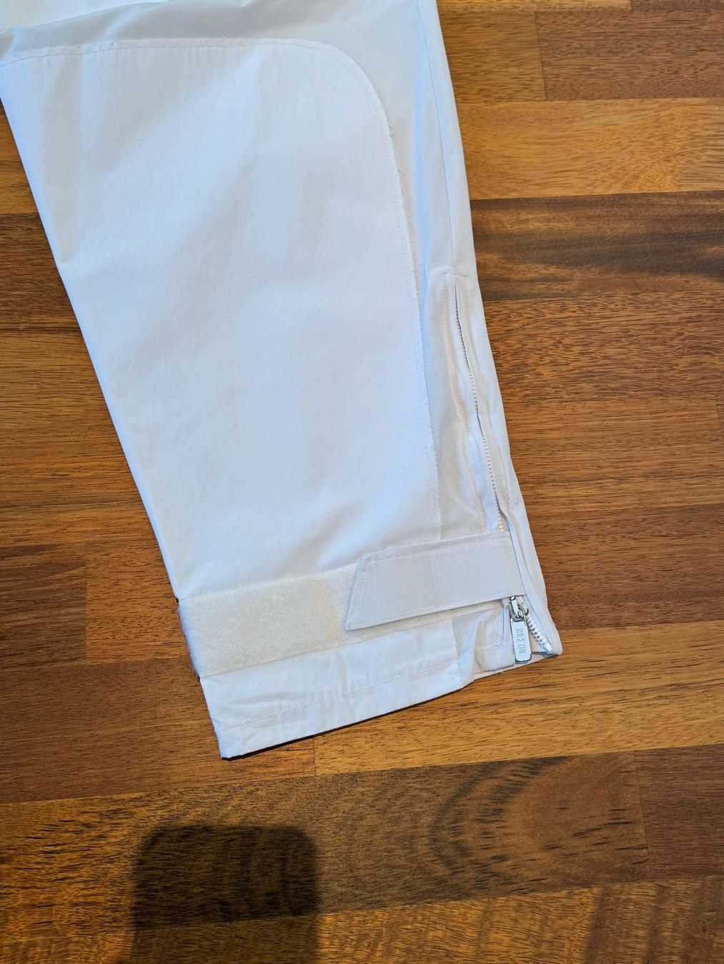 Pantaloni: 6PM Trackpants – Usato da Speicher venduto da Loackerzzz 3