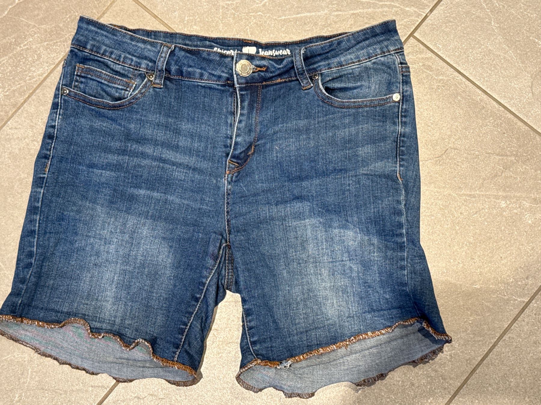 Jeans: Jeans Shorts, L, Chicoree – Usato da Amriswil venduto da used2use
