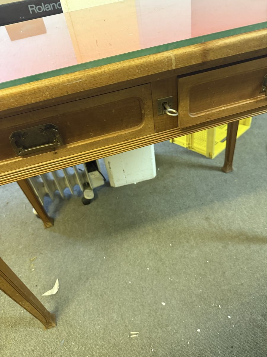 Tables: Tisch aus Holz – D'occasion à Burgdorf par kla_r5tf 1