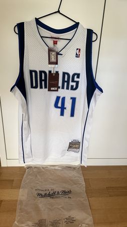 Mitchell & Ness NBA DALLAS MAVERICKS DIRK NOWITZKI SWINGMAN
