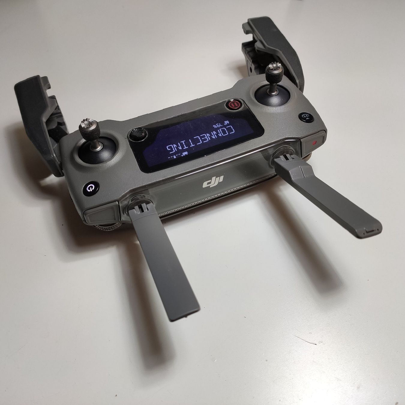 DJI RC Modellbau: DJI MAVIC 2 PRO/ZOOM Controller (Tiptop/Original!) – Gebraucht aus Zürich von Biedermann23 3
