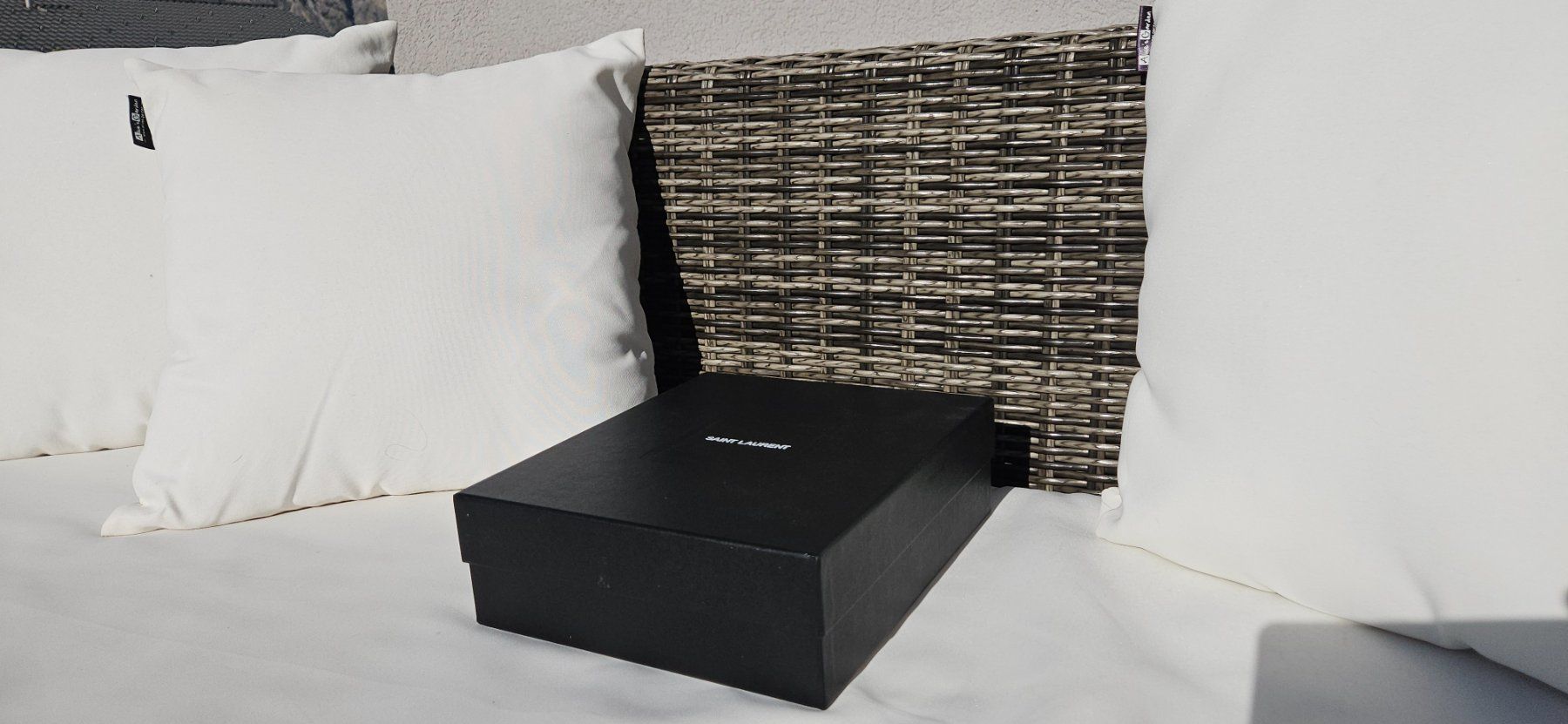 Saint Laurent Autres décorations & accessoires: Saint Laurent - Boîte, noir – D'occasion à Riddes par LuXuriousExcess 1