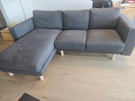 Ikea NORSBORG 3er-Sofa mit Récamiere/FINNSTA dgra/Bi, grau