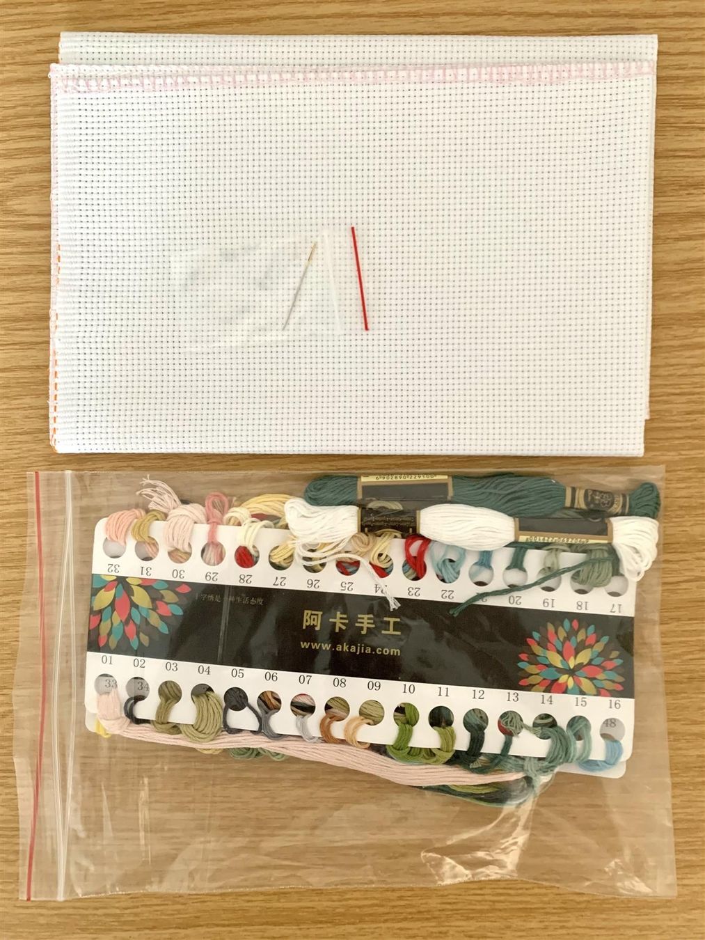 Kit bricolage: Kreuzstich/Cross Stich Blumen mit Vogel – Nuovo e nell'imballaggio originale da Rikon im Tösstal venduto da Alpenmutz 4